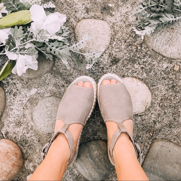 The ESMÉ Open Toe Cutout Espadrilles✨ - Picture 5 of 6